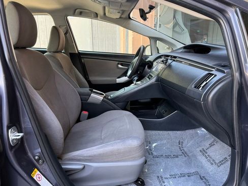 Used 2015 Toyota Prius Three FWD image 17