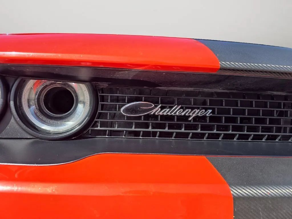 Used 2021 Dodge Challenger R/T Scat Pack RWD image 15