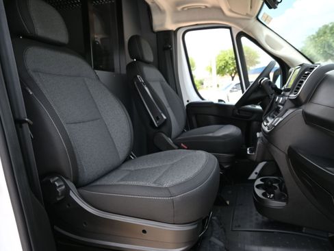 Used 2025 RAM ProMaster 1500 w/ Quick Order Package 22G SLT FWD image 29