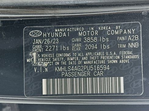 Used 2023 Hyundai Elantra SEL w/ Convenience Package FWD image 31