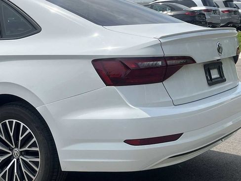 Used 2020 Volkswagen Jetta SE w/ SE Cold Weather Package FWD image 50