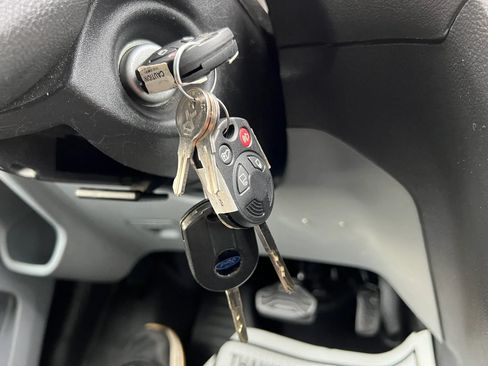 Used 2018 Ford Transit 250 148 Low Roof RWD image 63