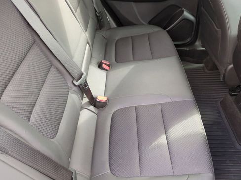 Used 2021 Chevrolet TrailBlazer RS w/ Technology Package image 25