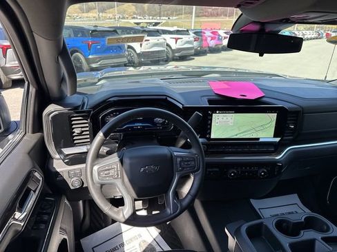 Used 2025 Chevrolet Silverado 1500 RST w/ Z71 Off-Road Package image 15