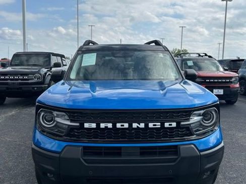 Used 2025 Ford Bronco Sport Outer Banks w/ Outer Banks Tech Package+ AWD/4WD image 1