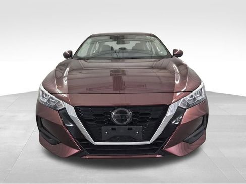 Used 2023 Nissan Sentra SV image 3