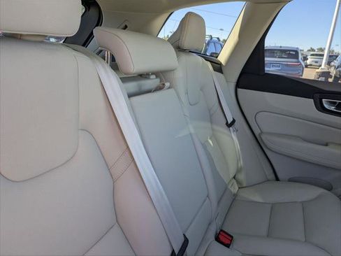 Used 2025 Volvo XC60 T8 Plus w/ Protection Package Premier image 24