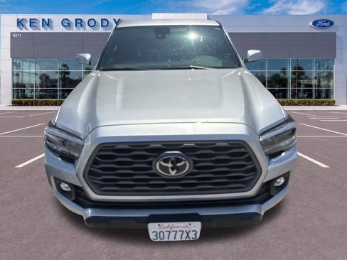 Used 2023 Toyota Tacoma TRD Off-Road w/ Black Out Package (TMS) AWD/4WD image 24