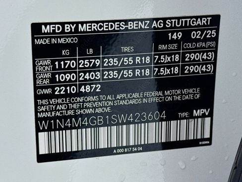 Certified 2025 Mercedes-Benz GLB 250 GLB 250 image 24