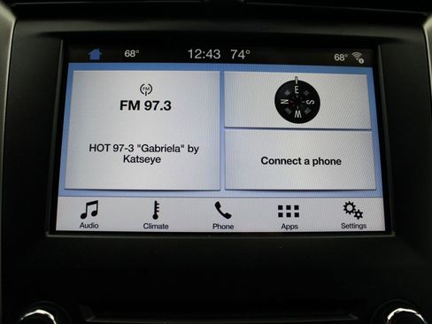 Used 2017 Ford Fusion SE FWD image 29