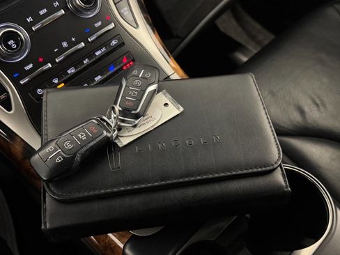 Used 2017 Lincoln MKX Reserve w/ Lincoln MKX Climate Package image 45