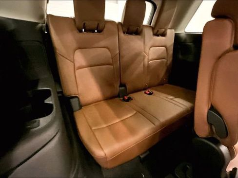 New 2025 Nissan Pathfinder Platinum w/ Cargo Package image 32