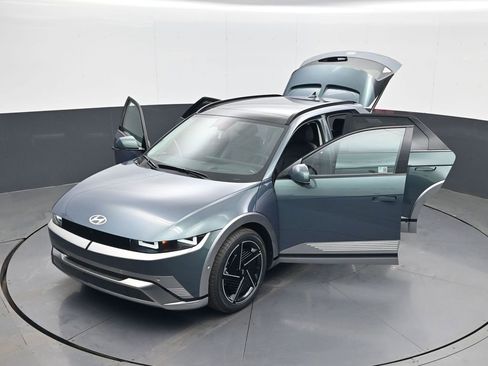 New 2026 Hyundai Ioniq 5 Limited image 30