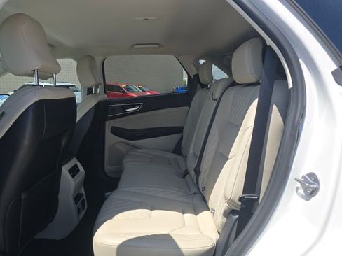 Used 2024 Ford Edge Titanium AWD/4WD image 13