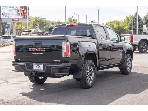 Used 2022 GMC Canyon AT4 w/ Trailering Package AWD/4WD image 3