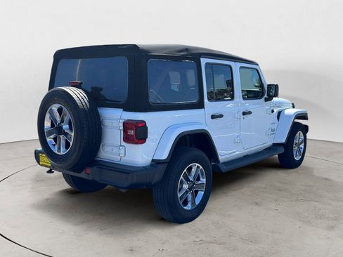 Used 2021 Jeep Wrangler Unlimited Sahara w/ Safety Group AWD/4WD image 7