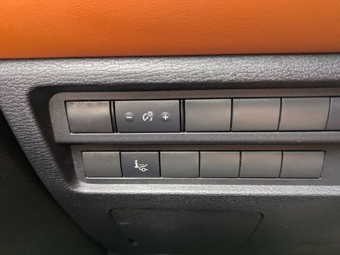 Used 2024 Mitsubishi Outlander SEL AWD/4WD image 25