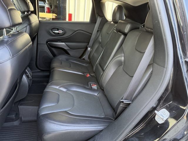 Used 2020 Jeep Cherokee Limited AWD/4WD image 13