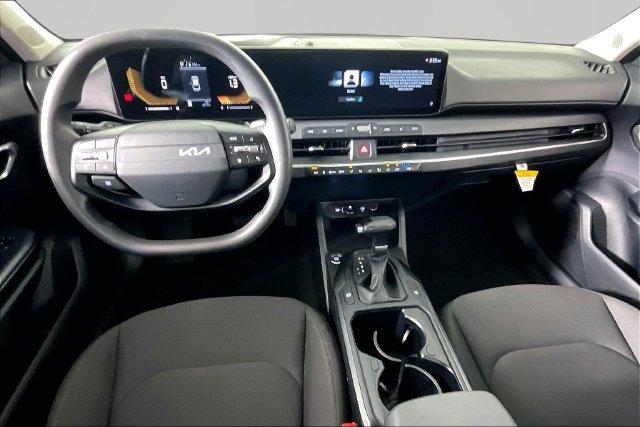 Certified 2026 Kia K4 FWD image 7
