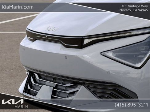 New 2025 Kia EV6 Wind image 12