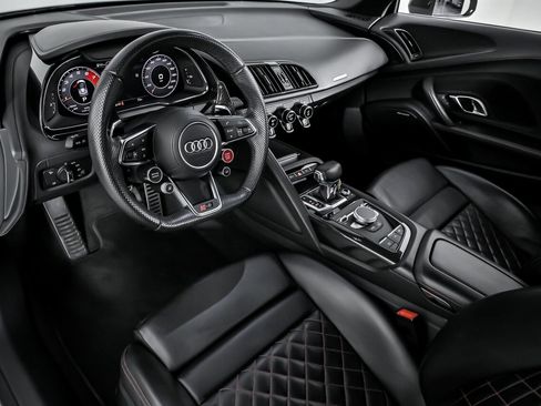 Used 2020 Audi R8 V10 performance image 25