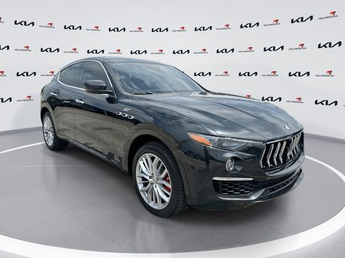 Used 2022 Maserati Levante GT image 1