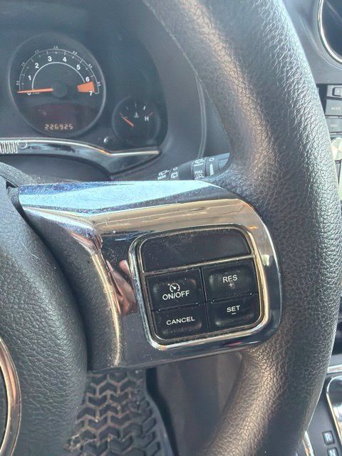 Used 2014 Jeep Compass Sport w/ Power Value Group AWD/4WD image 45