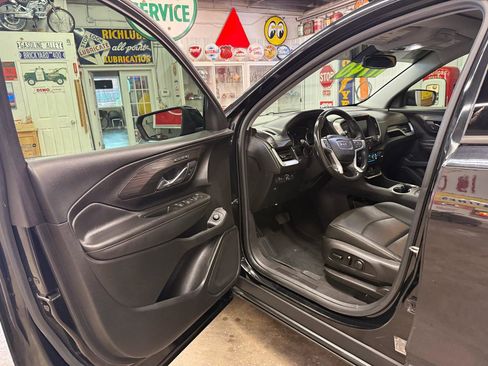 Used 2018 GMC Terrain SLT w/ Preferred Package FWD image 10