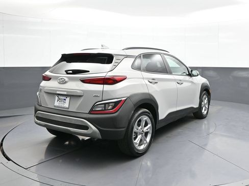 Certified 2022 Hyundai Kona SEL w/ Convenience Package AWD/4WD image 6