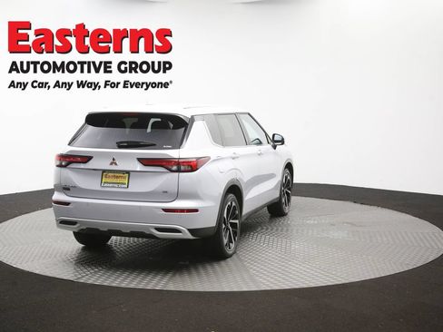 Used 2024 Mitsubishi Outlander SE AWD/4WD image 40