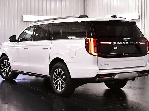 Used 2025 Ford Expedition Max Platinum AWD/4WD image 5