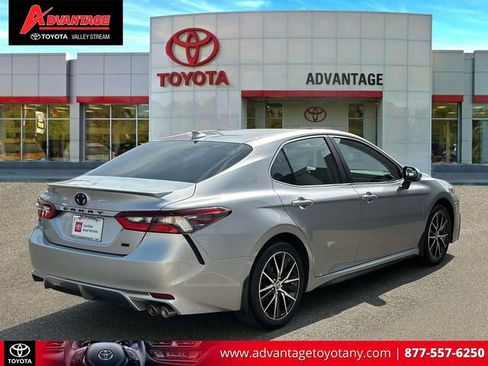 Certified 2024 Toyota Camry SE FWD image 7
