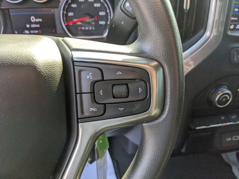 Used 2022 Chevrolet Silverado 1500 Custom w/ Safety Confidence Package image 31