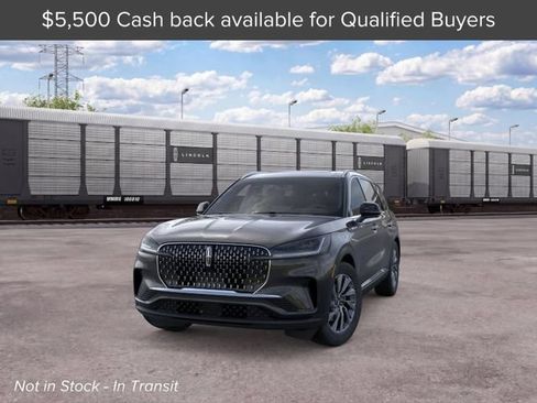 New 2026 Lincoln Aviator AWD image 2