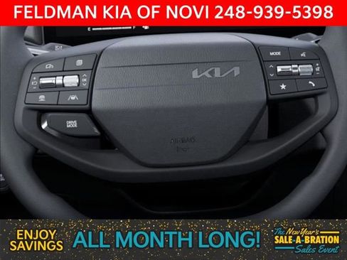 New 2025 Kia K4 LXS image 23