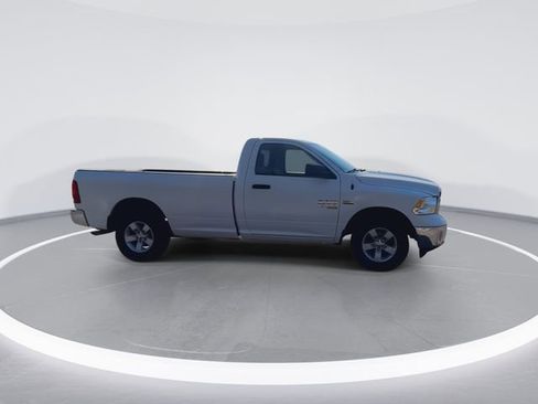 Used 2022 RAM 1500 Classic SLT image 12