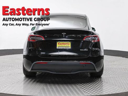 Used 2022 Tesla Model Y Performance AWD/4WD image 6