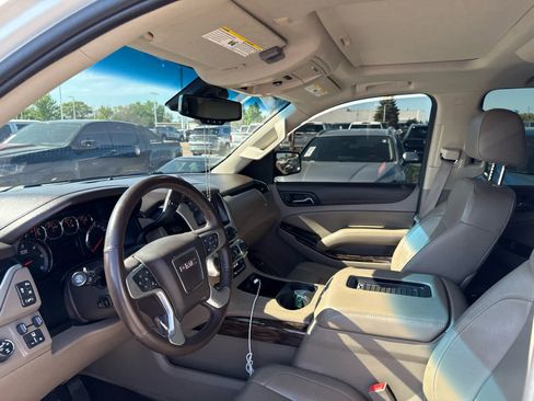 Used 2015 GMC Yukon SLT w/ Open Road Package AWD/4WD image 9