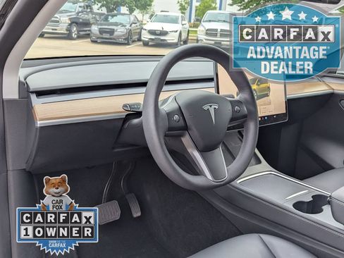 Used 2023 Tesla Model Y Performance AWD/4WD image 4