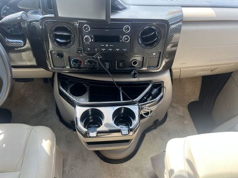Used 2017 Ford E-450 and Econoline 450 Super Duty w/ Motorhome Prep Package RWD image 25