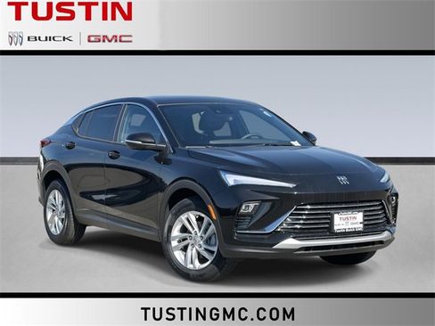 New 2025 Buick Envista Preferred image 1