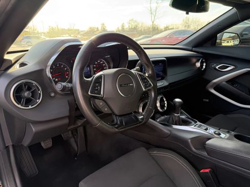 Used 2021 Chevrolet Camaro LT w/ RS Package RWD image 10