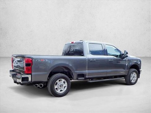 New 2026 Ford F250 XLT w/ XLT Premium Package image 4
