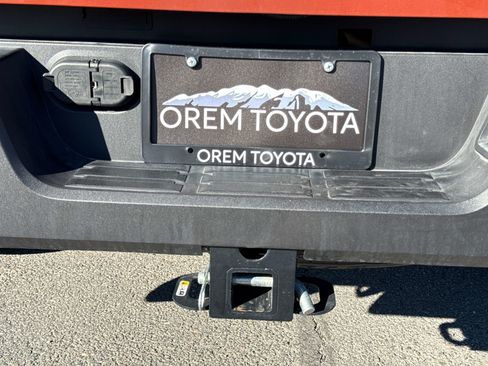 Used 2025 Toyota Tacoma TRD Off-Road image 10