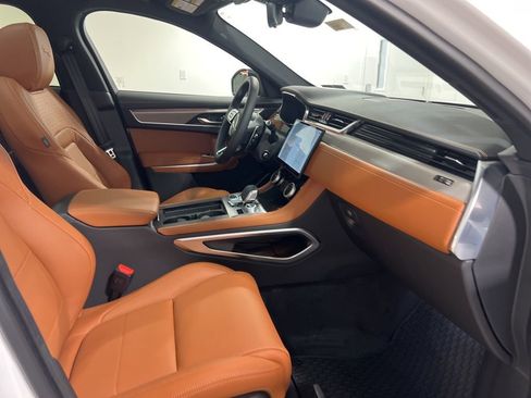 New 2026 Jaguar F-PACE R-Dynamic S image 25
