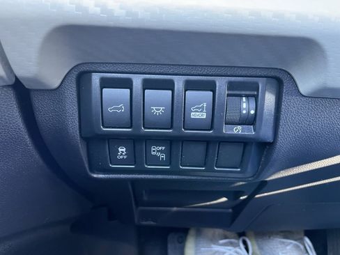 Used 2020 Subaru Ascent Premium w/ Convenience Package image 47