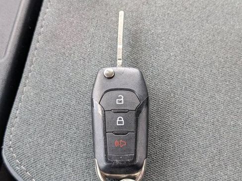 Used 2023 Ford F150 XLT AWD/4WD image 26