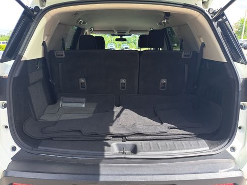 Certified 2023 Nissan Pathfinder S FWD image 11