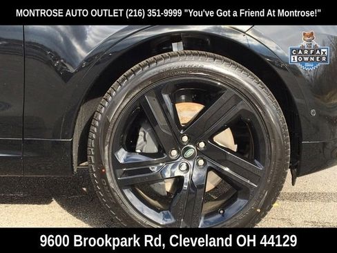 Used 2024 Land Rover Discovery Dynamic SE image 35