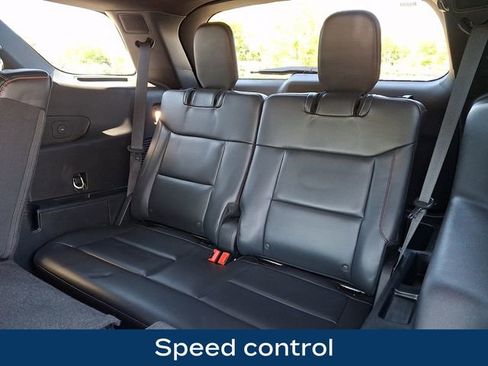 Used 2025 Ford Explorer ST-Line w/ ST-Line Street Pack AWD/4WD image 21